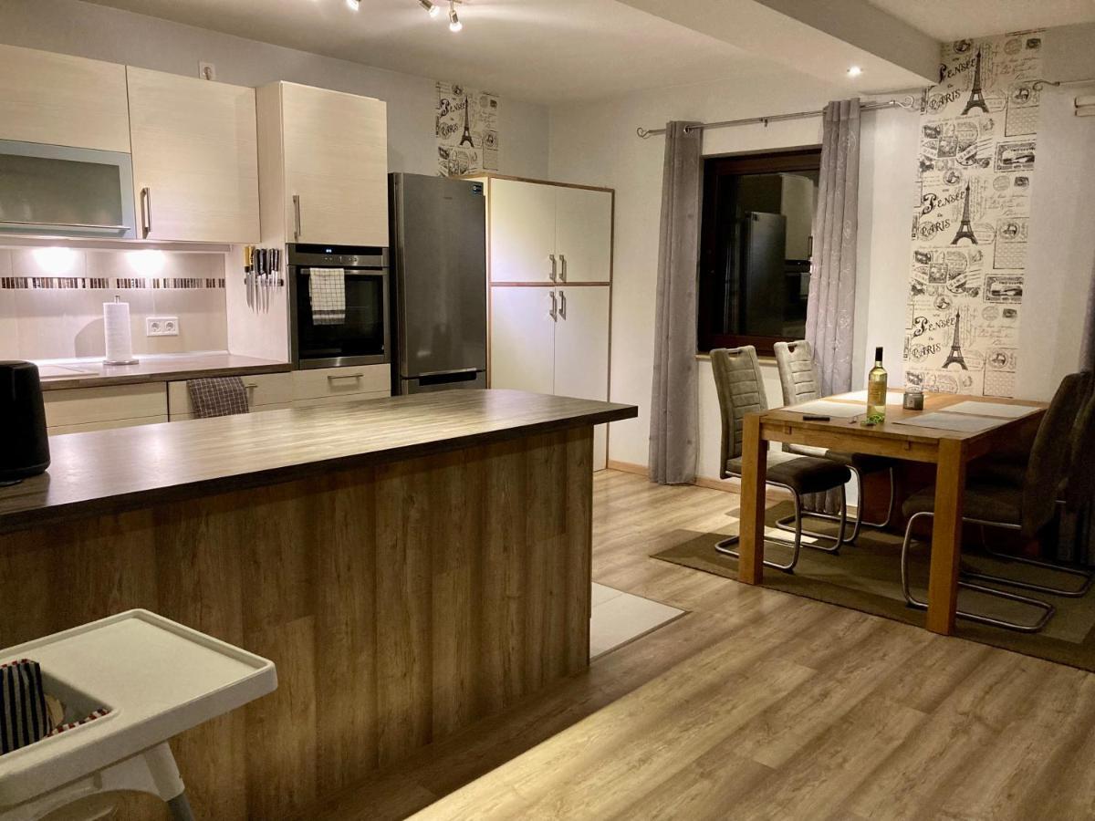 Grosse Wohnkueche, Terrasse, Schlafzimmer Am Steinhuder Meer, Wlan, Parkplatz, Fussbodenheizung, 70Qm Wunstorf Εξωτερικό φωτογραφία