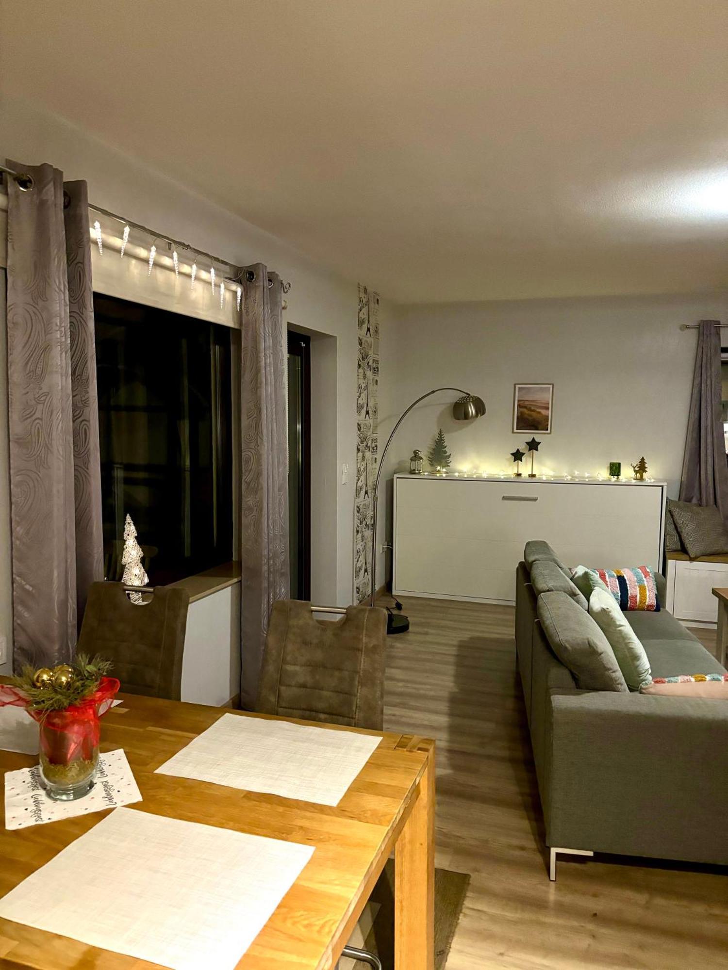 Grosse Wohnkueche, Terrasse, Schlafzimmer Am Steinhuder Meer, Wlan, Parkplatz, Fussbodenheizung, 70Qm Wunstorf Εξωτερικό φωτογραφία