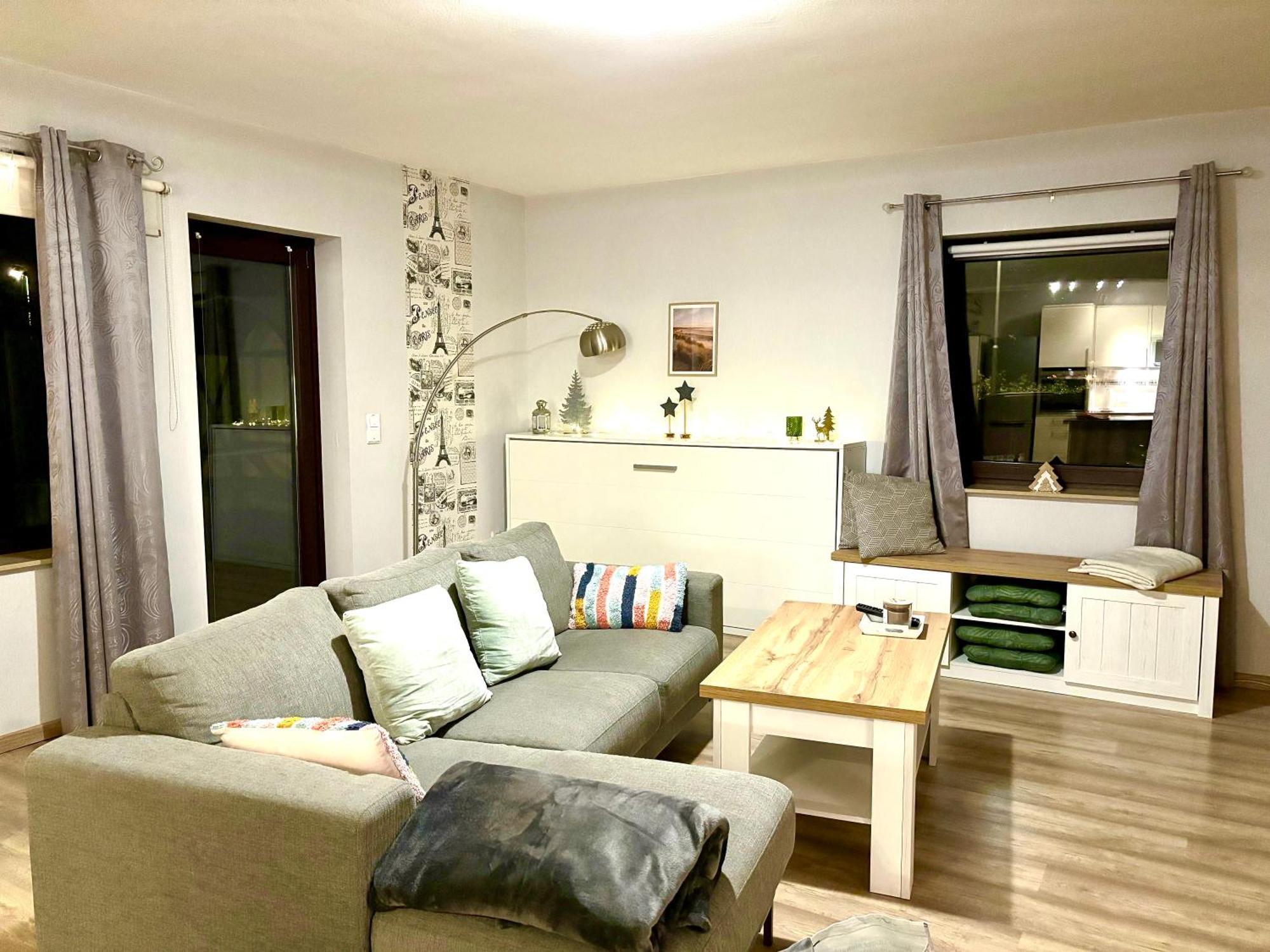 Grosse Wohnkueche, Terrasse, Schlafzimmer Am Steinhuder Meer, Wlan, Parkplatz, Fussbodenheizung, 70Qm Wunstorf Εξωτερικό φωτογραφία